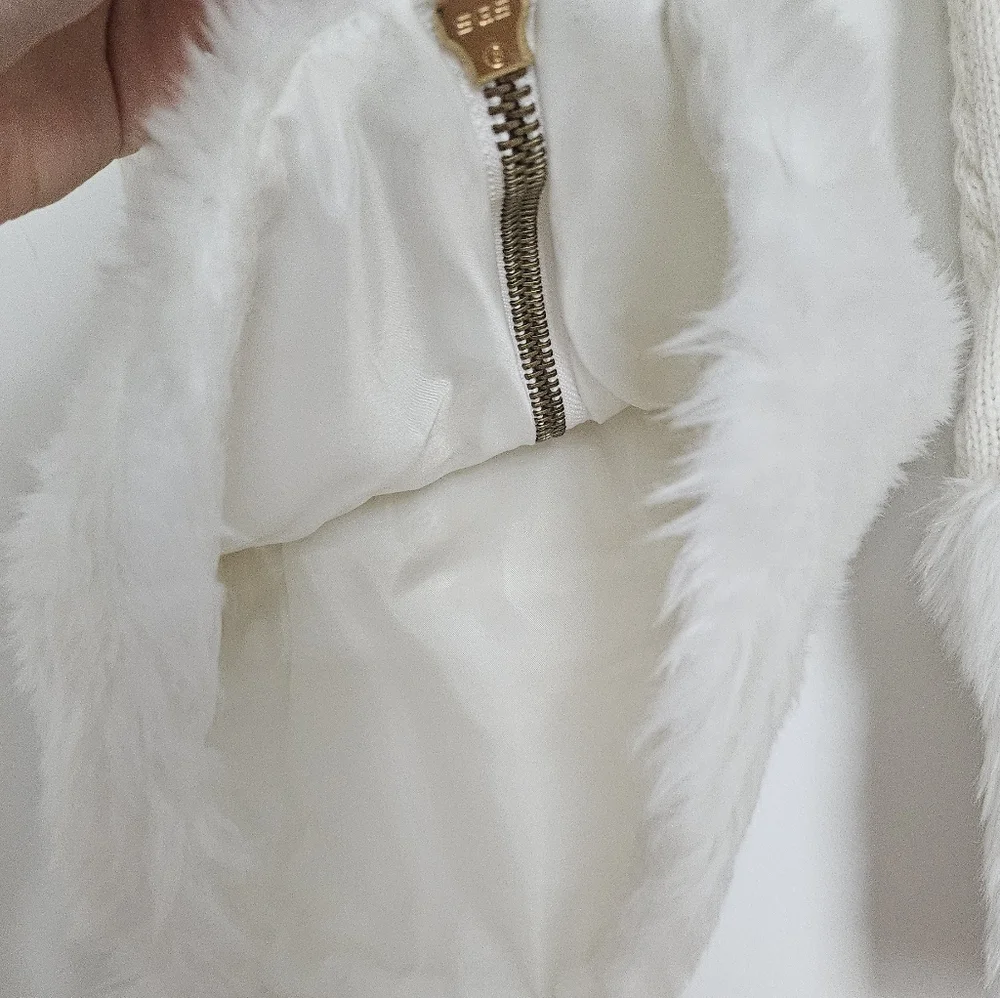 Faux Fur Cable Knit Leg Warmers - White